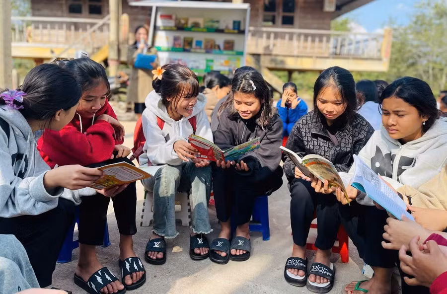 Học sinh Trường Tiểu học - THCS A Xing (xã Lìa, Quảng Trị). Ảnh: NTCC