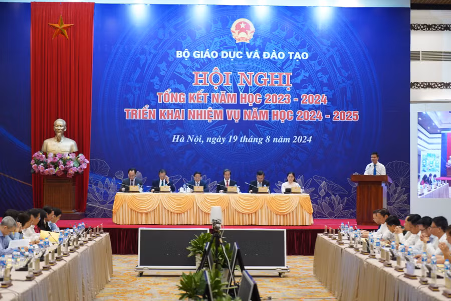 kien tri muc tieu doi moi can ban toan dien giao duc dao tao (2).JPG