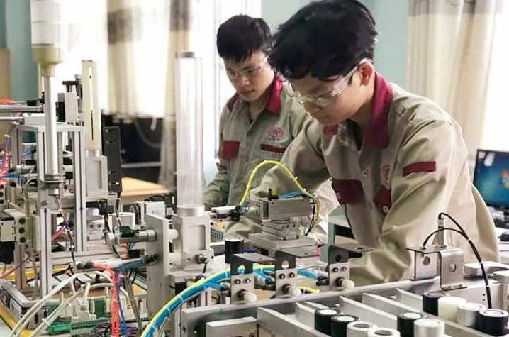 Sinh viên Trường Cao đẳng Công nghệ cao Hà Nội.