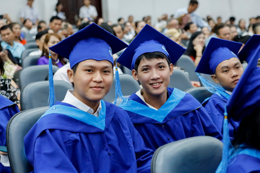 Sinh viên Trường Đại học Bách khoa (Đại học Quốc gia TP Hồ Chí Minh) trong ngày tốt nghiệp. Ảnh: NTCC he-sinh-thai-khoi-nghiep-doi-moi-sang-tao-2.jpg