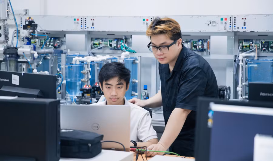 Sinh viên Trường Đại học Việt Đức. Ảnh minh họa: NTCC