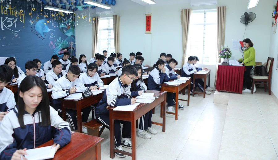 Giờ học trên lớp tại Trường THPT Ngô Quyền, (TP Nam Định, Nam Định). Ảnh: Khôi Nguyên