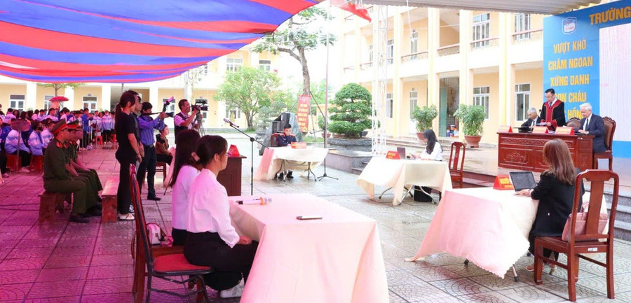 Phiên toà giả định tại Trường THPT Lê Chân. phong-chong-ma-tuy-hoc-duong-tai-hai-phong-1.jpg