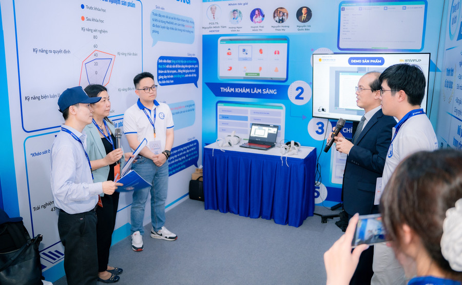 Gian hàng triển lãm tại Ngày hội Khởi nghiệp Quốc gia của Học sinh - Sinh viên 2025. Ảnh: Lê Nam thuc-day-chi-so-doi-moi-sang-tao-4.jpg