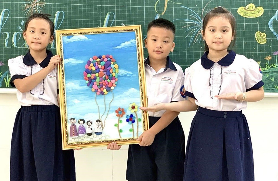 Sản phẩm của học sinh Trường Tiểu học Trần Văn Ơn. Ảnh: NTCC