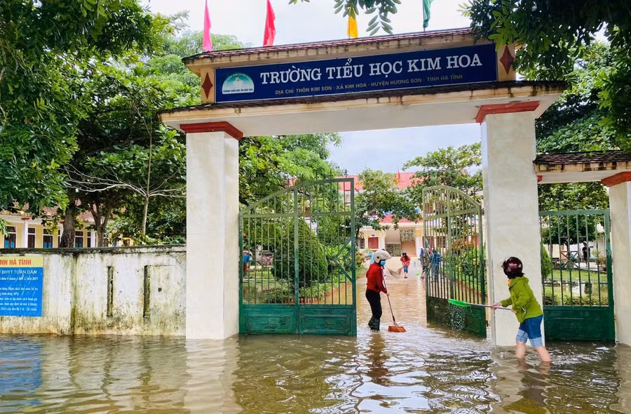 on dinh truong lop don hoc sinh tro lai (5).jpg