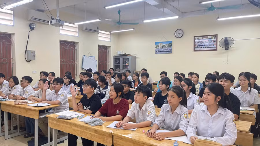 truong hoc sau bao lu (1).jpg