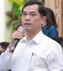 Ông Hoàng Tiến Dũng. chuyen-giao-tung-tam-gdnn-gdtx-2.jpg