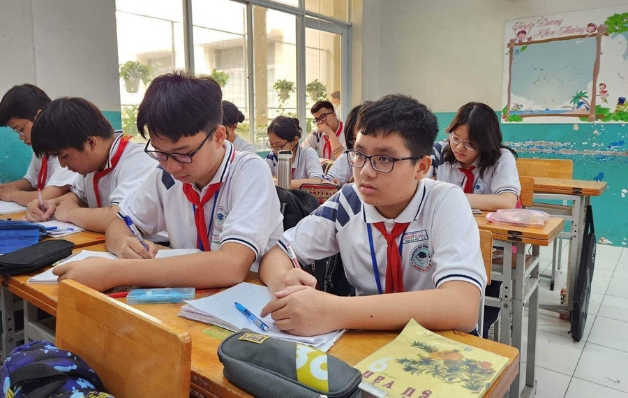 Ảnh minh họa INT. dot-pha-trong-phat-trien-chinh-sach-ve-sach-giao-khoa6.jpg