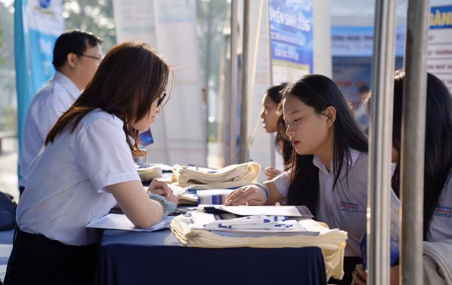 Học sinh tham gia Chương trình tư vấn tuyển sinh, hướng nghiệp năm 2026. Ảnh: HVHK