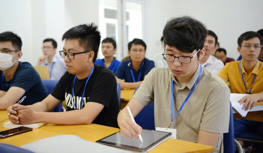 Sinh viên Đại học Huế. Ảnh: NTCC