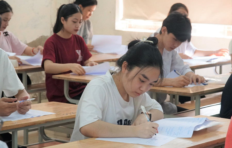 Thí sinh Nghệ An dự thi tốt nghiệp THPT năm 2025.