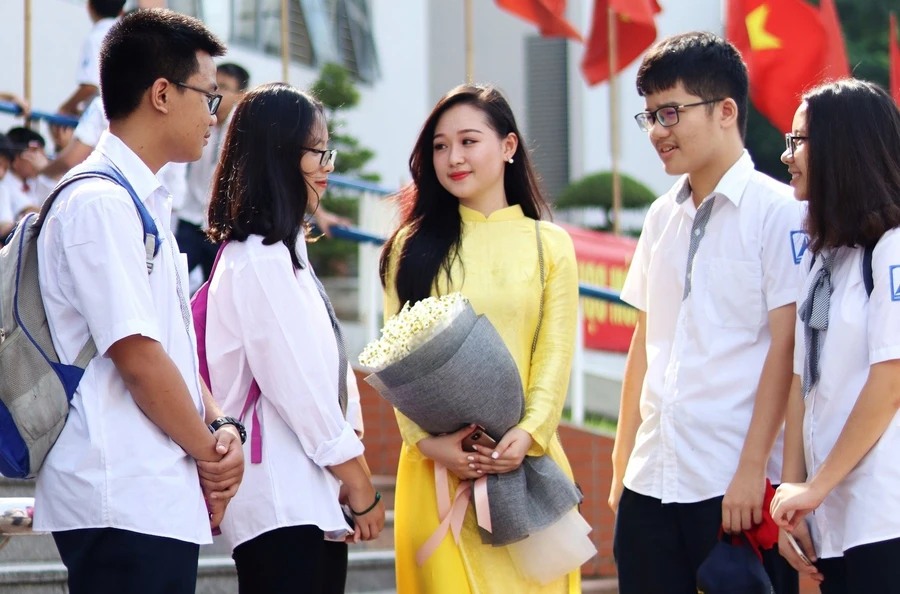 Nhiều học sinh Trường THPT chuyên Hà Nội - Amsterdam có xu hướng du học Mỹ. Ảnh: Lan Anh