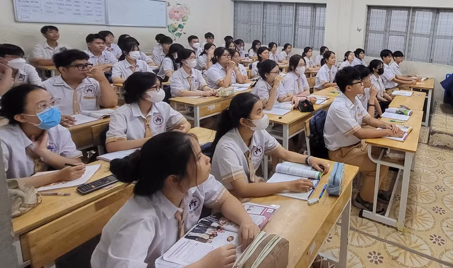 Giờ học của học sinh Trường THPT Võ Trường Toản (Quận 12, TPHCM). Ảnh: M.A