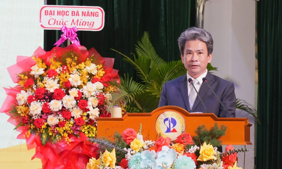PGS.TS Võ Văn Minh - Hiệu trưởng Trường Đại học Sư phạm (Đại học Đà Nẵng) dao-tao-giao-vien-2.jpg