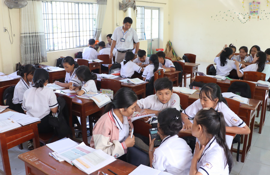 Cà Mau có 88/226 trường THCS và THPT công lập đủ điều kiện tổ chức dạy 2 buổi/ngày. Ảnh: QM vuot-kho-trien-khai-day-2-buoi-1.jpg