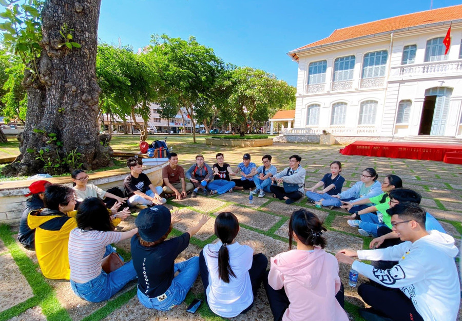 Những tiết học kỹ năng sống giúp trẻ được thử, được trải nghiệm và trưởng thành. Ảnh minh họa: ITN. thuc-day-hoat-dong-trai-nghiem-ngoai-gio-3.jpg