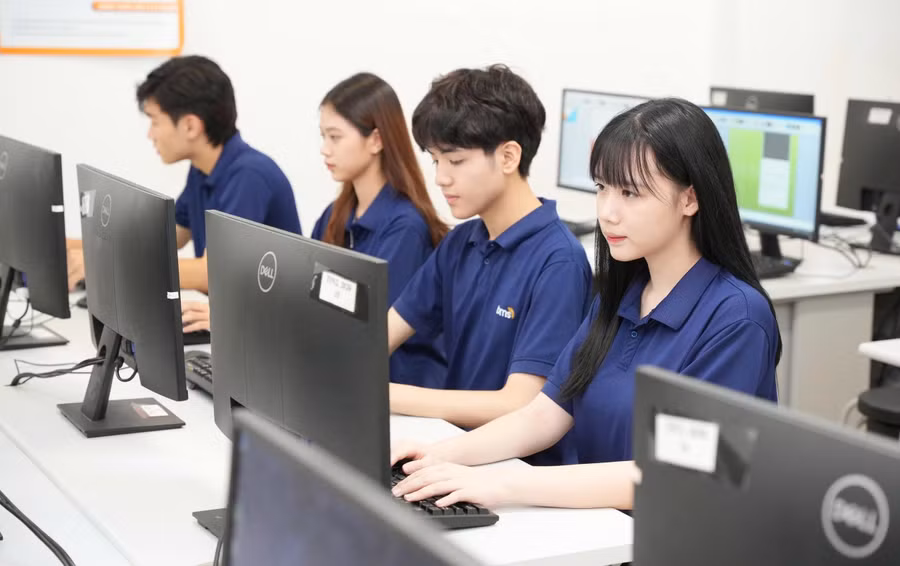 Học sinh Trường THCS - THPT Ban Mai (Kiến Hưng, Hà Nội). Ảnh: NTCC