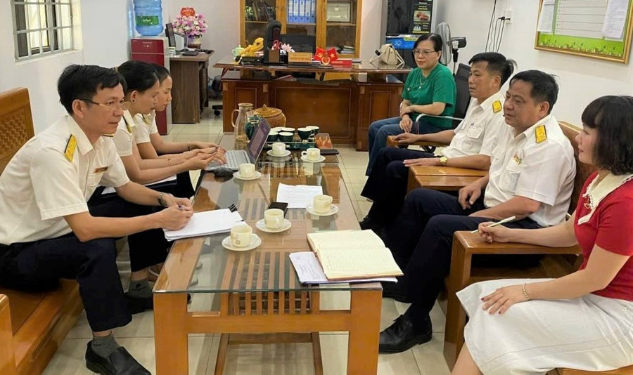 bua-an-ban-tru-cua-hoc-sinh-quang-binh3.jpg