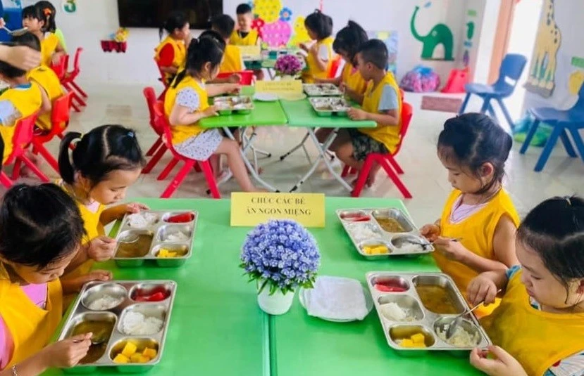 Mỗi bữa ăn bán trú được đóng thuế giá trị gia tăng khi mua nguyên liệu đầu vào.