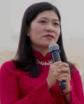 Mrs. Pham Thi Be Hien. xay-dung-nhom-mon-lua-chon-trong-truong-thpt-4.jpg