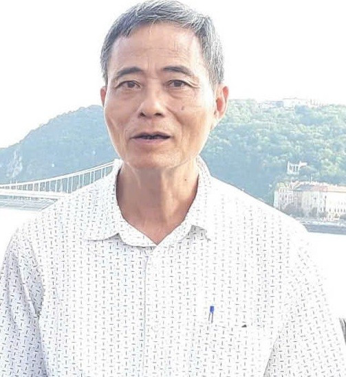 Nhà giáo Nhân dân Phạm Ngọc Quang. lang-le-thoi-gian-2.jpg