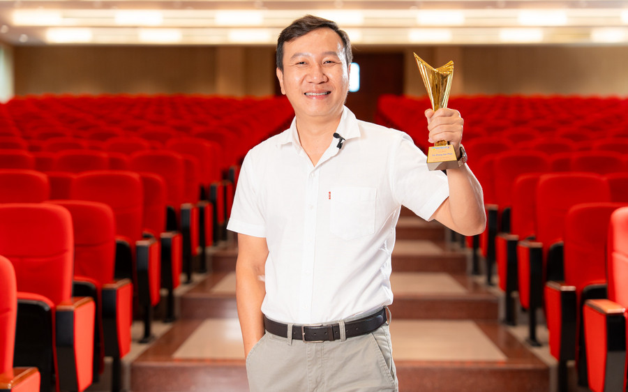 TS Phùng Văn Phúc có 6 năm liền được vinh danh trong danh sách 100.000 nhà khoa học có ảnh hưởng nhất thế giới. Ảnh: NVCC