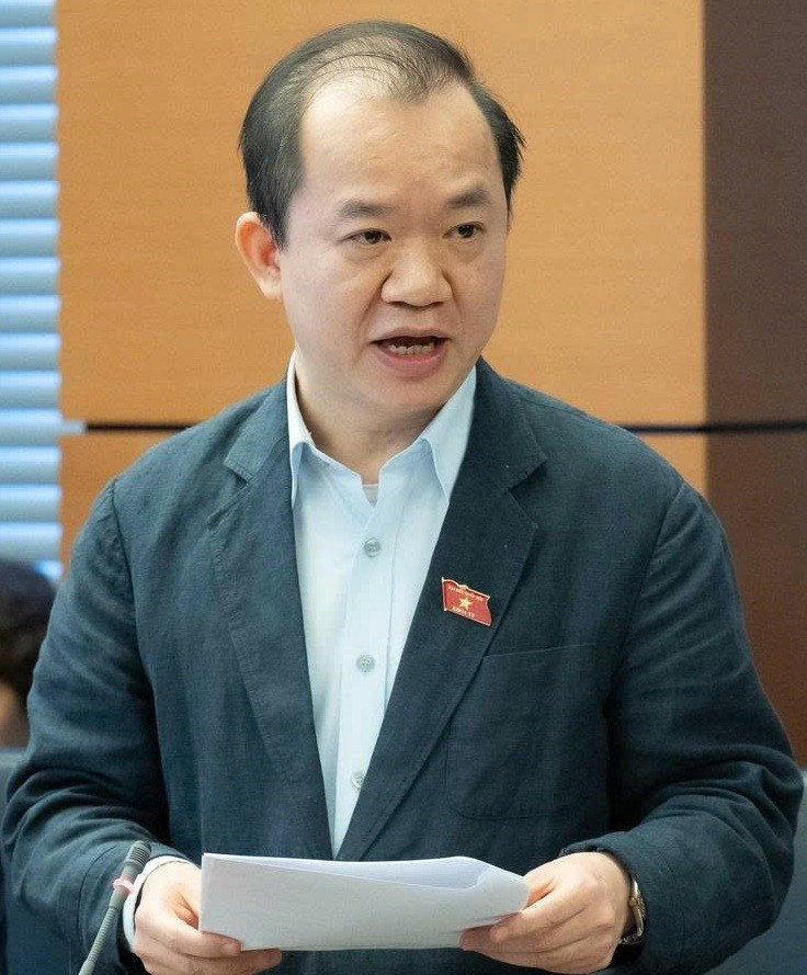 Ông Bùi Hoài Sơn. hien-dai-hoa-giao-duc-1.jpg