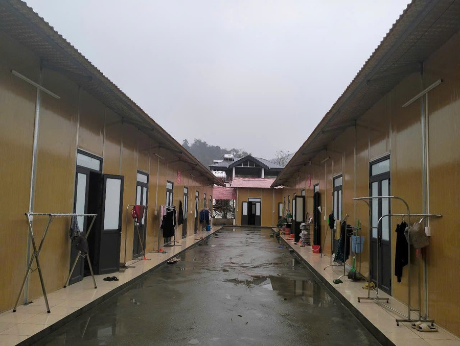 Nhà công vụ được các đơn vị tài trợ cho giáo viên Trường THCS & THPT Bình Trung, xã Nghĩa Tá, Thái Nguyên. Ảnh: Phương Thảo kien-co-hoa-nha-cong-vu-cho-giao-vien-1.jpg