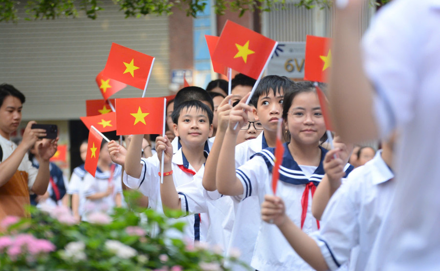 Học sinh Hà Nội trong Lễ khai giảng năm học 2024 - 2025. Ảnh minh họa: INT