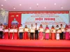Lãnh đạo UBND tỉnh Sơn La chuyển trao Bằng khen của Thủ tướng Chính phủ cho các cá nhân.