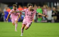 Chốt thời điểm Messi so tài Ronaldo tại châu Á