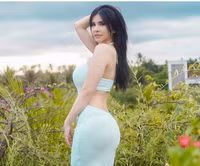 Bí quyết giữ thân hình đẹp như tượng của MC thể thao nổi tiếng nhất Indonesia