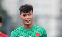 Loạt ảnh đáng yêu con trai thủ môn Bùi Tiến Dũng 