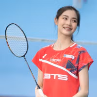 Vẻ đẹp huyền diệu của ‘thiên thần’ cầu lông Thái Lan