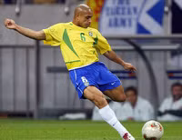 Ronaldo, Messi có tên trong đội hình hay nhất lịch sử bóng đá thế giới