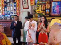 Chùm ảnh hiếm về đám cưới cựu danh thủ Lê Công Vinh