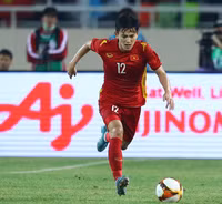 Bạn gái xinh đẹp của Phan Tuấn Tài công khai loạt ảnh nóng bỏng 