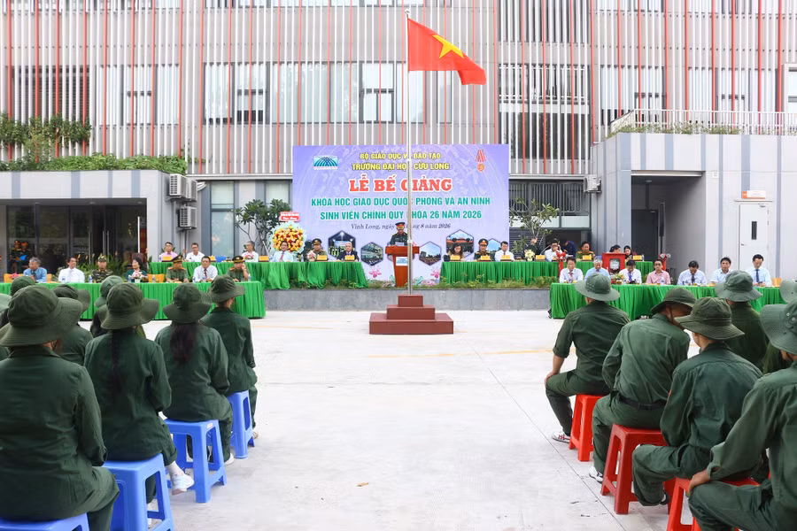 dhcl-giao-duc-quoc-phong-1.jpg