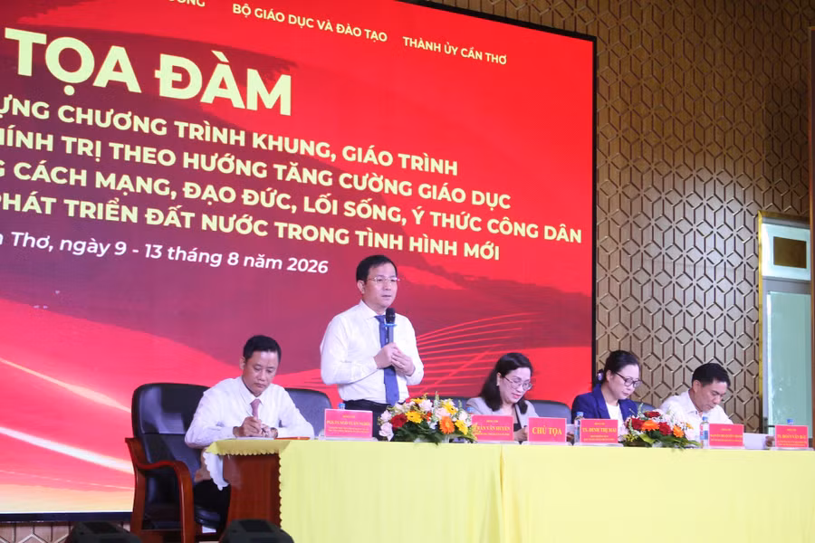 toa-dam-gd-chinh-tri-3.jpg