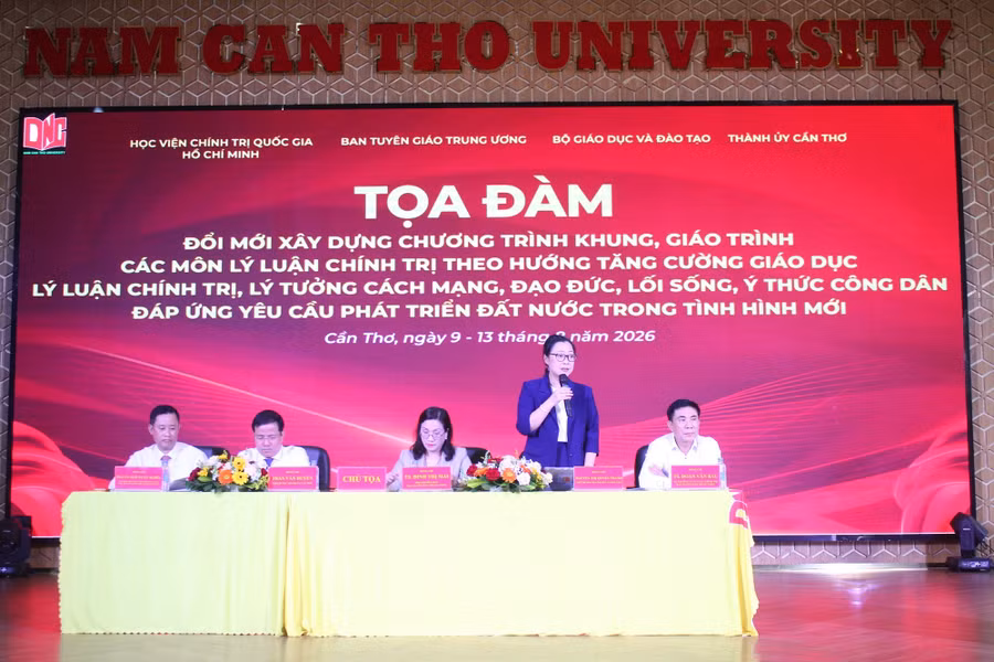 toa-dam-gd-chinh-tri-4.jpg