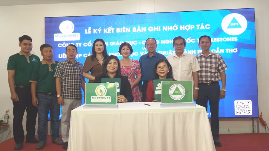 Công ty Cổ phần Giáo dục - Công nghệ Quốc tế Milestones và Liên hiệp các Hội Khoa học và Kỹ thuật TP Cần Thơ ký kết Biên bản ghi nhớ hợp tác.