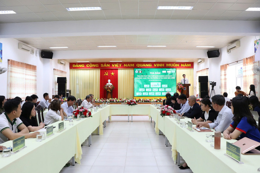 Quang cảnh Tọa đàm.