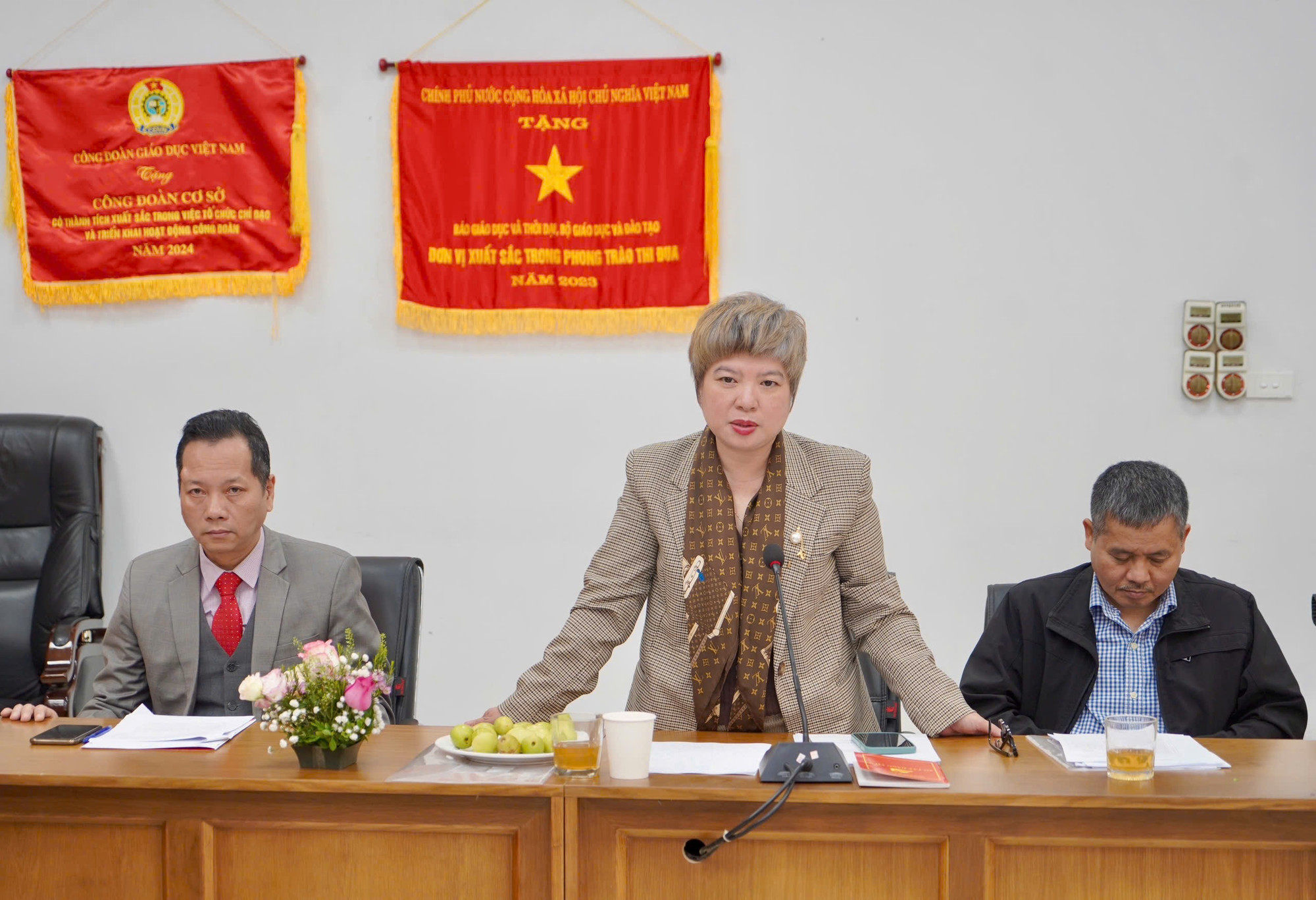 Đồng chí Dương Thanh Hương, Phó Bí thư Đảng uỷ, Phó Tổng Biên tập Báo Giáo dục và Thời đại phát biểu. duong-thi-thanh-huong.jpg
