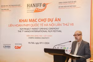 Cục trưởng Cục Điện ảnh Vi Kiến Thành phát biểu Khai mạc Chợ dự án.