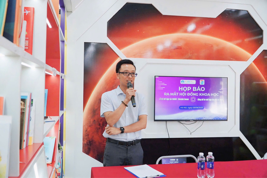 Ông Vũ Thanh Hà - Giám đốc điều hành Einstein House phát biểu tại sự kiện. z6889358259342-40c46b3c53e50aa57b98982c6f18d877.jpg
