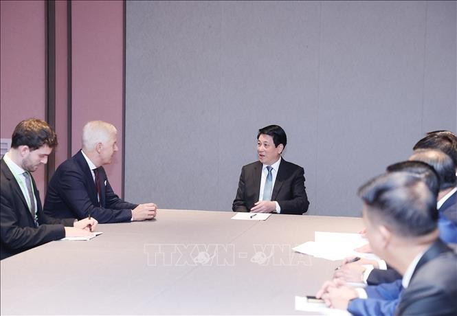 Chủ tịch nước Lương Cường tiếp Tổng Thư ký Phòng Thương mại quốc tế (ICC) John Denton. Ảnh: Lâm Khánh/TTXVN