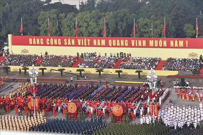 Màn biểu diễn trống hội chào mừng mở đầu Lễ Kỷ niệm, diễu binh, diễu hành 80 năm Cách mạng tháng Tám và Quốc khánh 2/9. Ảnh: Doãn Tấn/TTXVN Màn biểu diễn trống hội chào mừng mở đầu Lễ Kỷ niệm, diễu binh, diễu hành 80 năm Cách mạng tháng Tám và Quốc khánh 2/9. Ảnh: Doãn Tấn/TTXVN