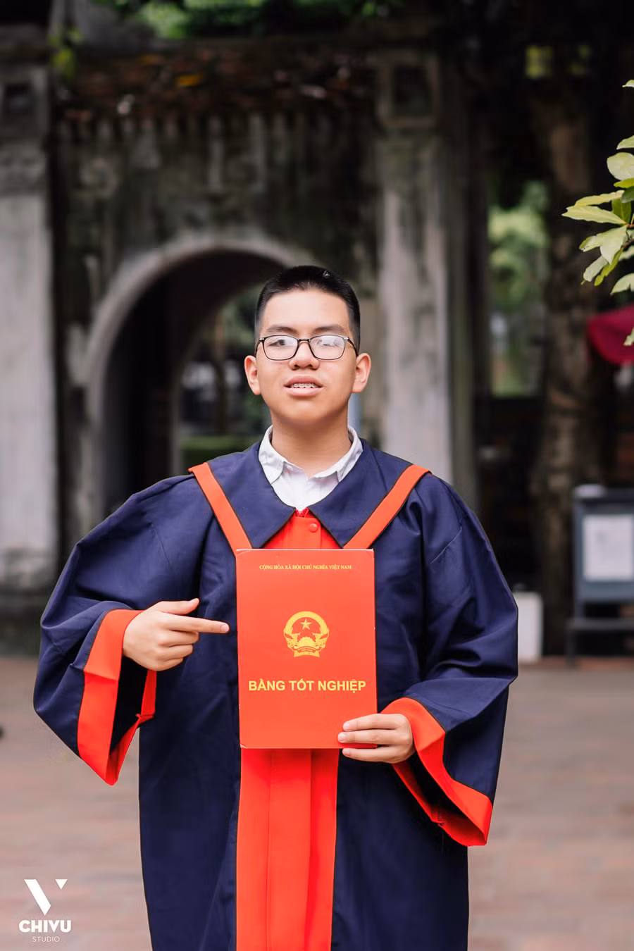 Dương Đình Tùng.jpg