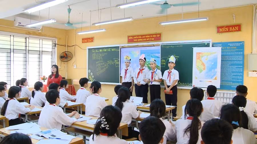 Cô Lê Thị Thùy Dung - giáo viên Trường THCS Lại Yên thi môn Địa lí đạt giải Ba.